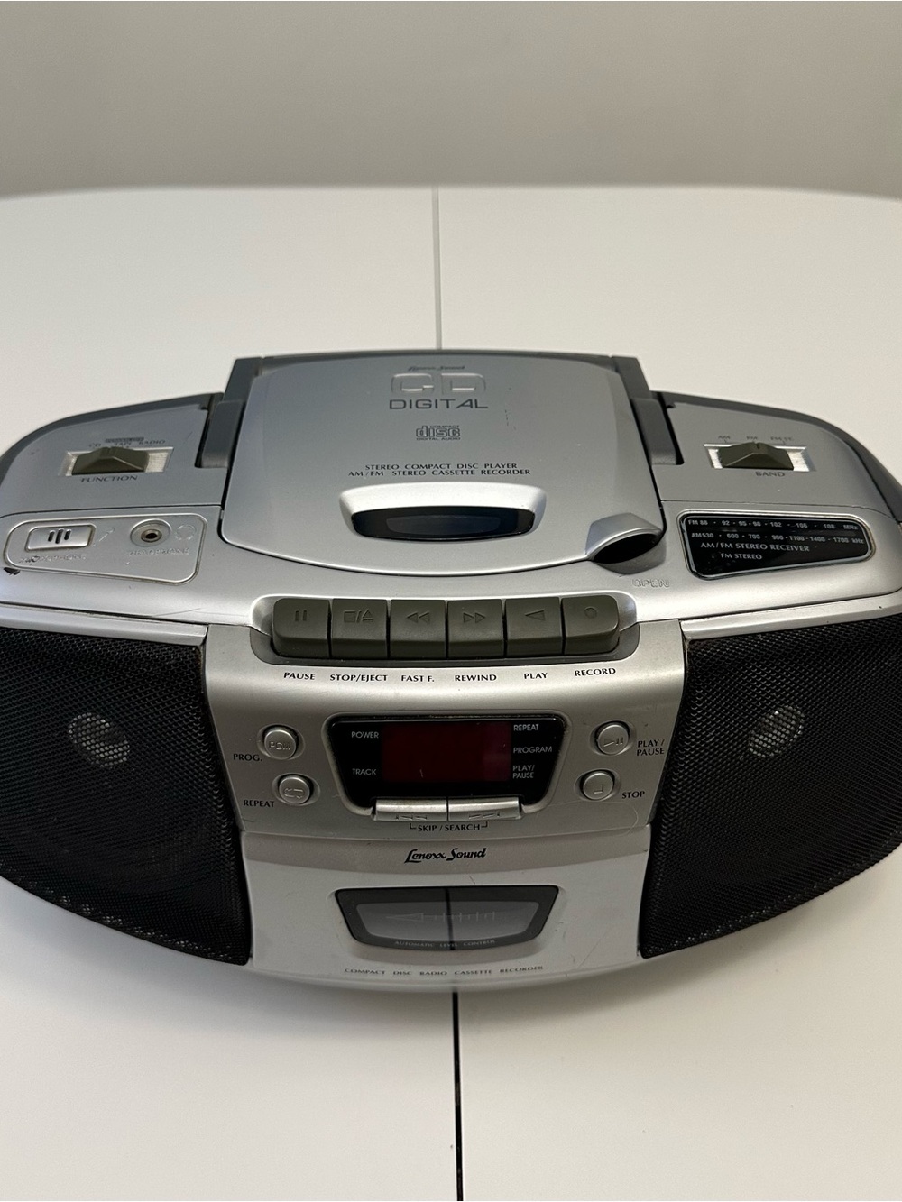 Lenoxx Sound CD-102 AM/FM CD/Cassette Player Boombox Tested Works